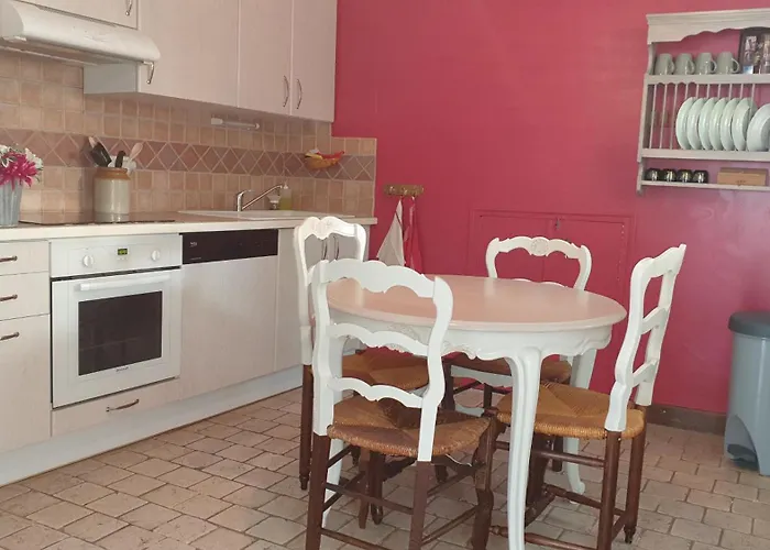 L'Angelus, Gite De Charme Au Coeur Du Vieux Village De Sablet