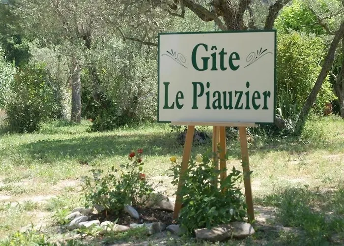 Gite Le Piauzier Avec Piscine Privee